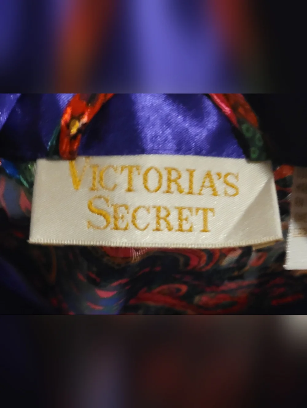 Vtg Victoria's Secret Gold Label Jewel Tone Purple Paisley Satin Maxi Robe OS - Picture 8 of 15